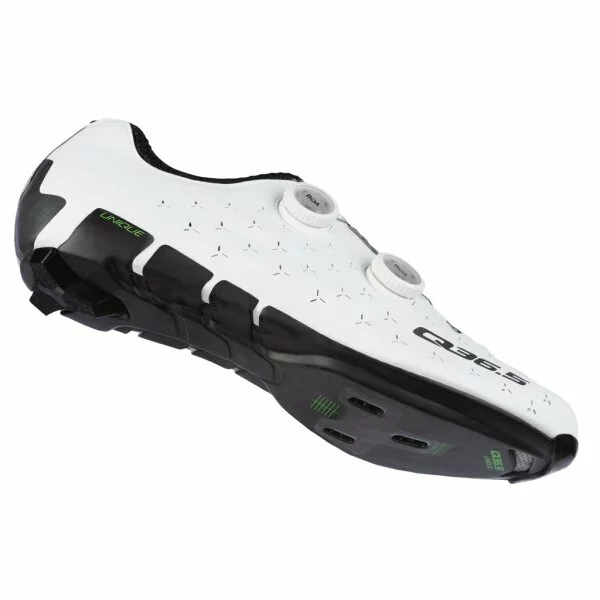 Q36.5 Unique Schuh White – Bild 2
